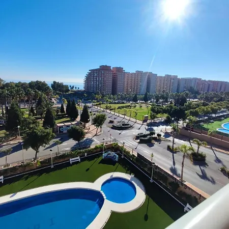 Vistas Al Mar En Magic World,
